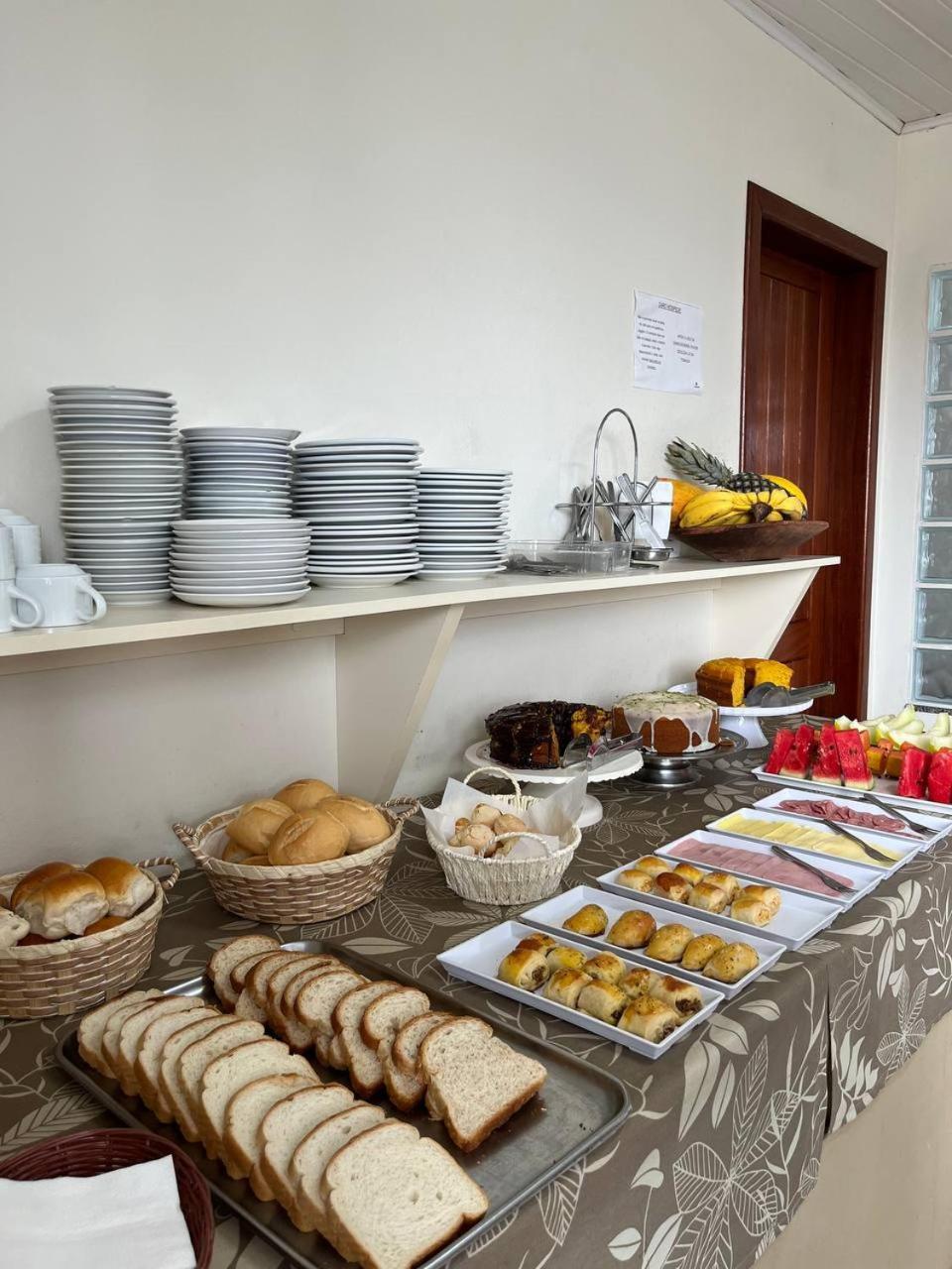 Acomodare Hotel- Sob Nova Direcao Tubarão Extérieur photo