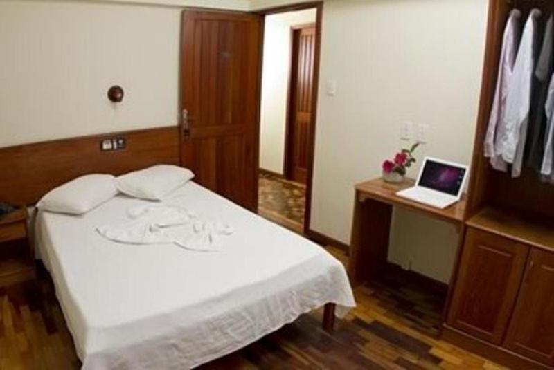 Acomodare Hotel- Sob Nova Direcao Tubarão Extérieur photo